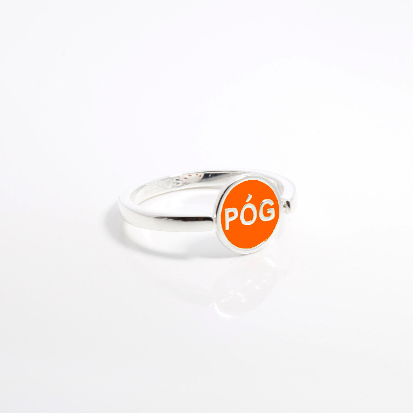 spinning-ring-orange-silver-front-view