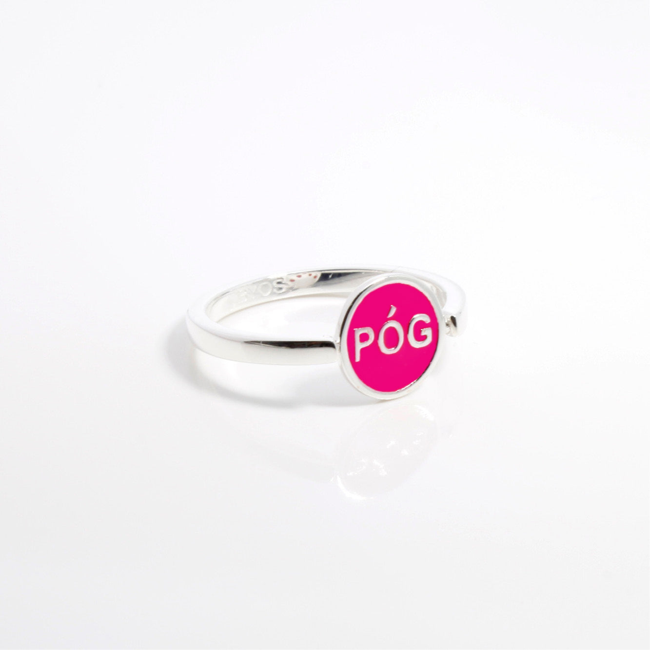 spinning-ring-pink-silver-front-view