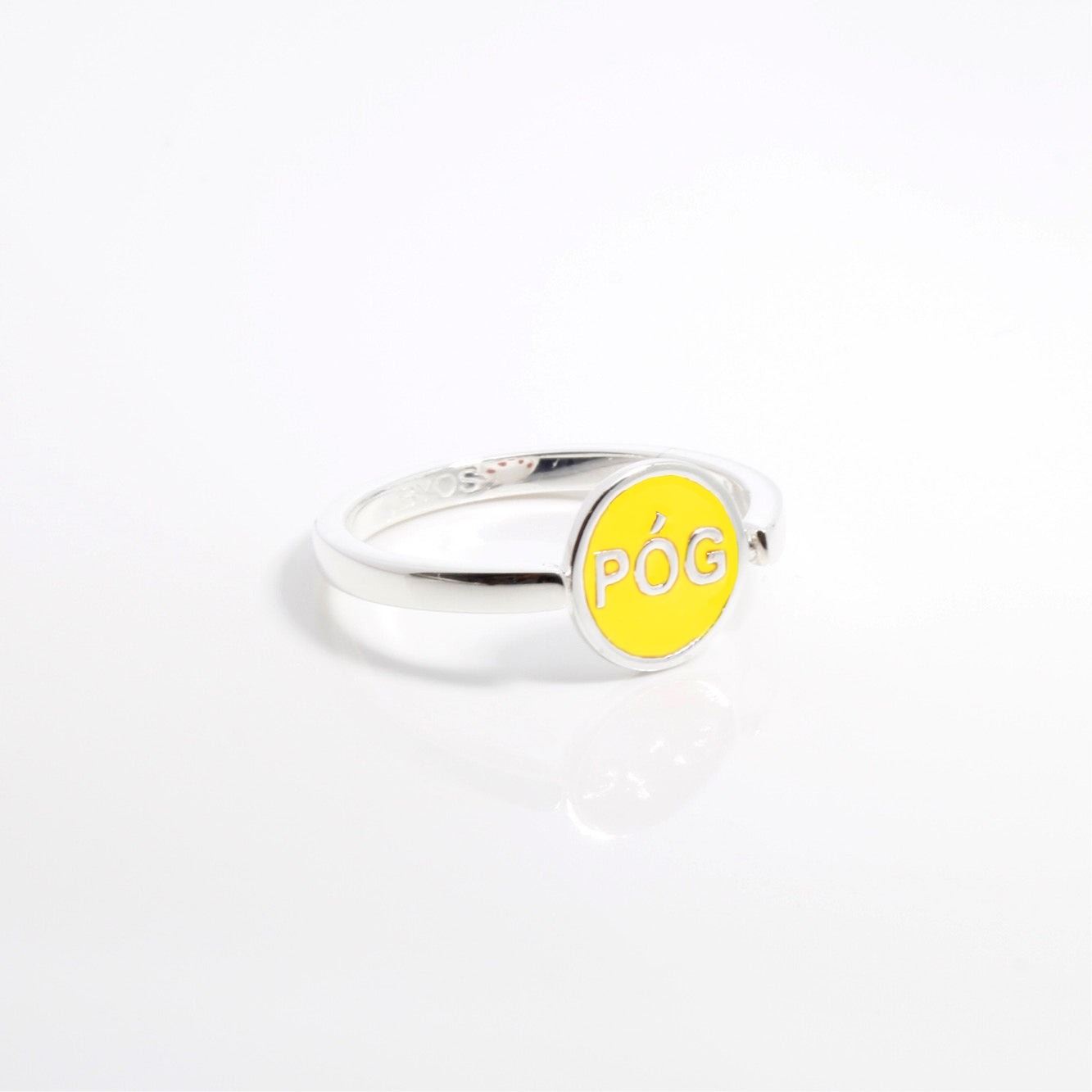 spinning-ring-yellow-silver-side-front-view