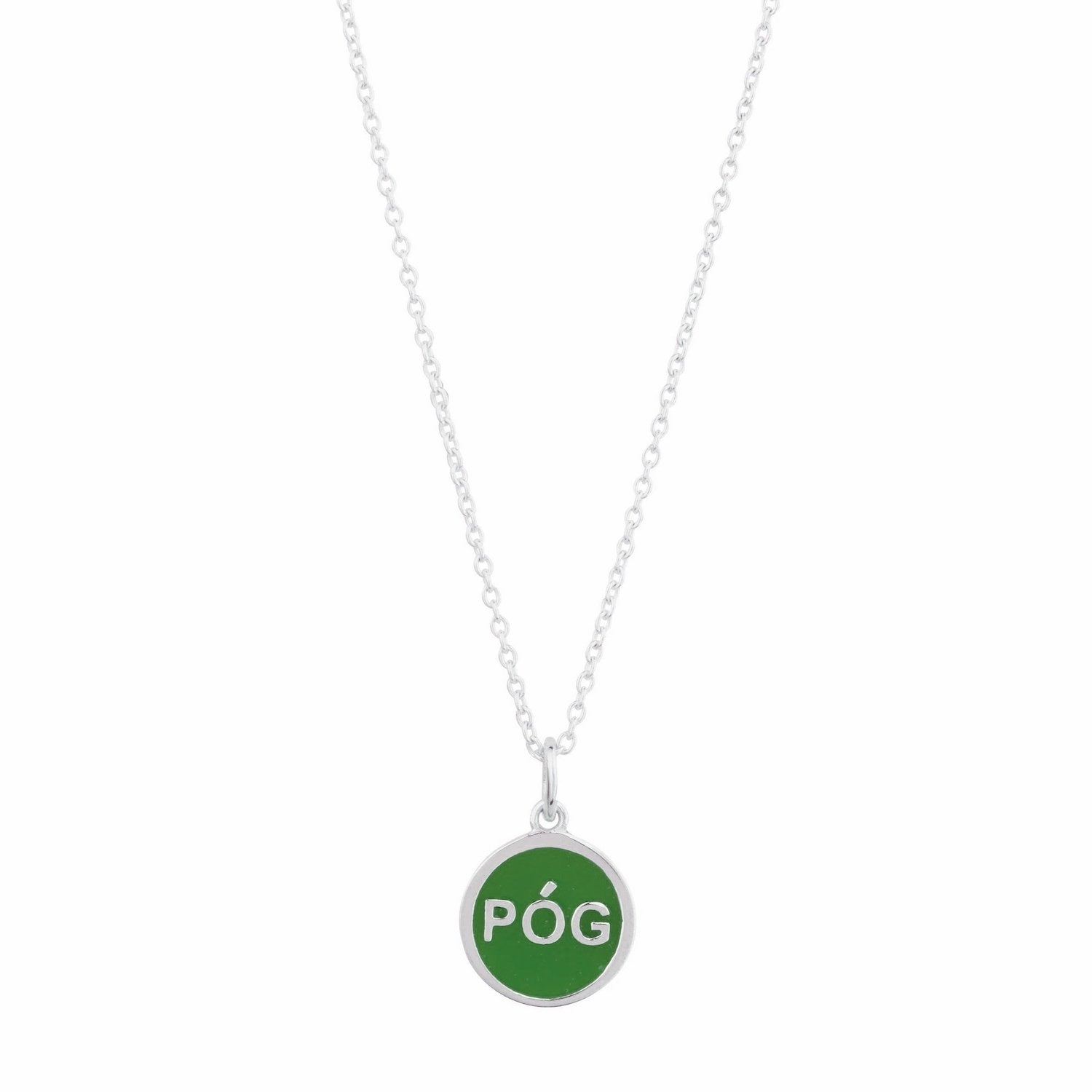 Collar con colgante de beso irlandés
