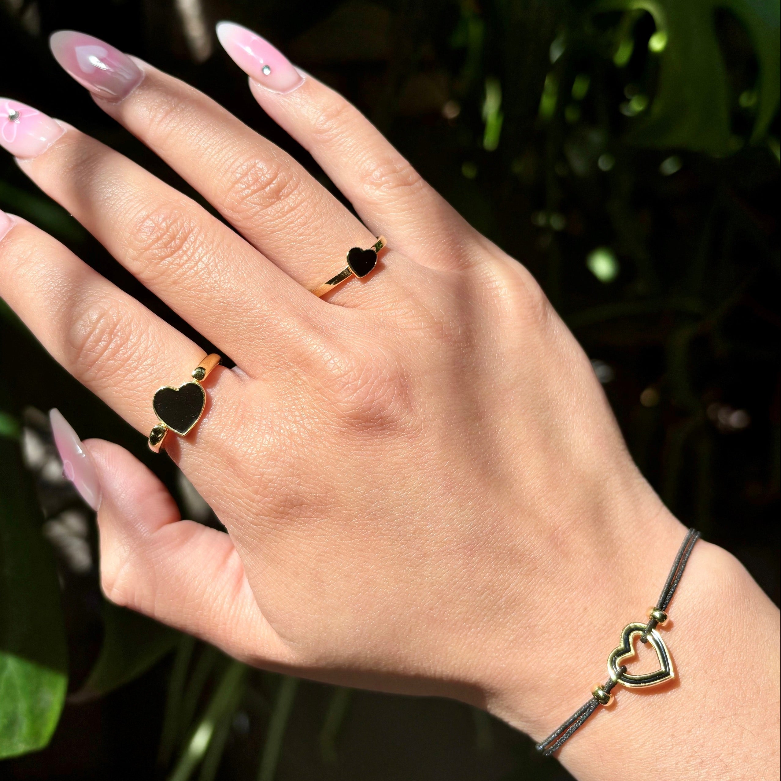 póg jewellery_gold fidget ring_on hand
