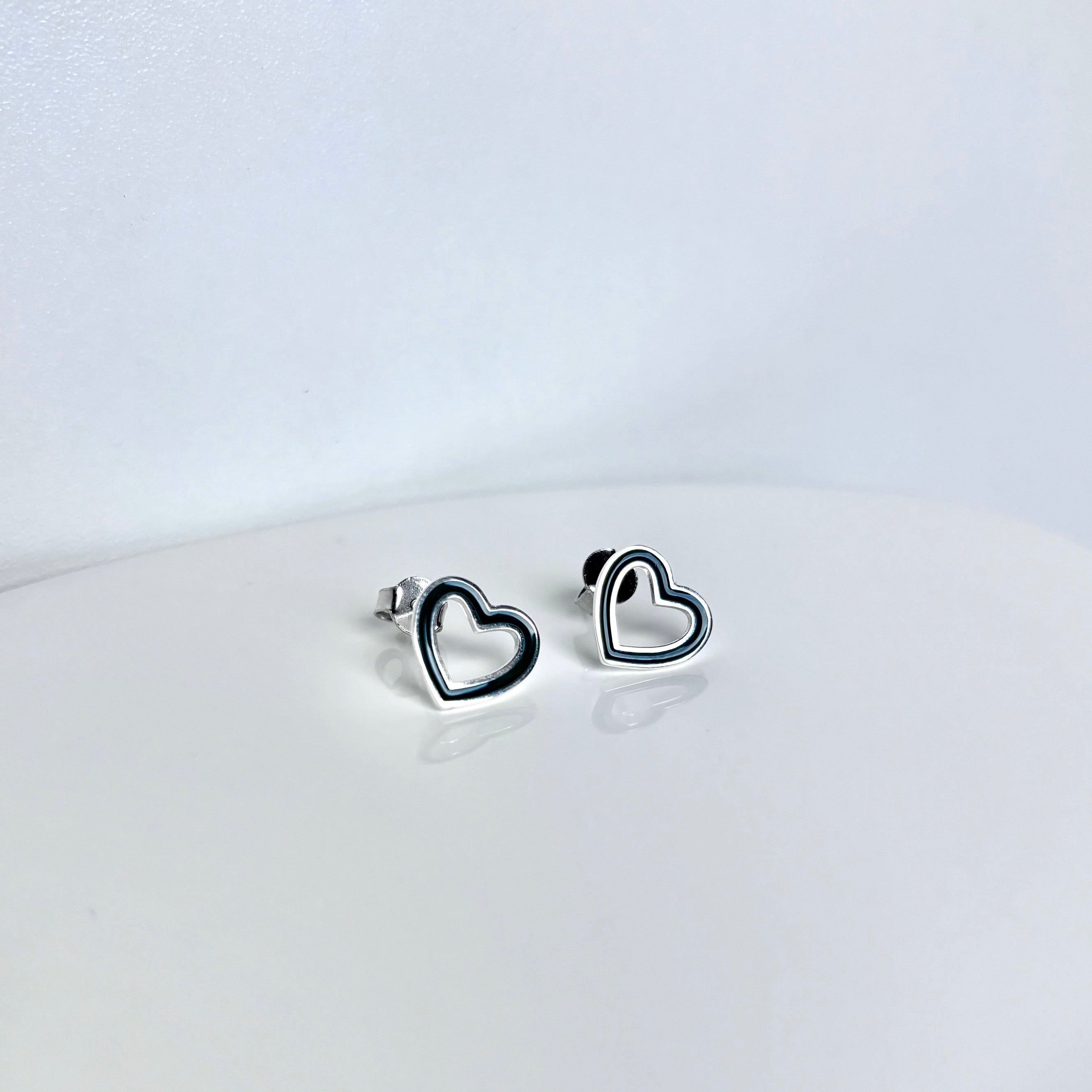 open-heart-studs-green-silver-front-view
