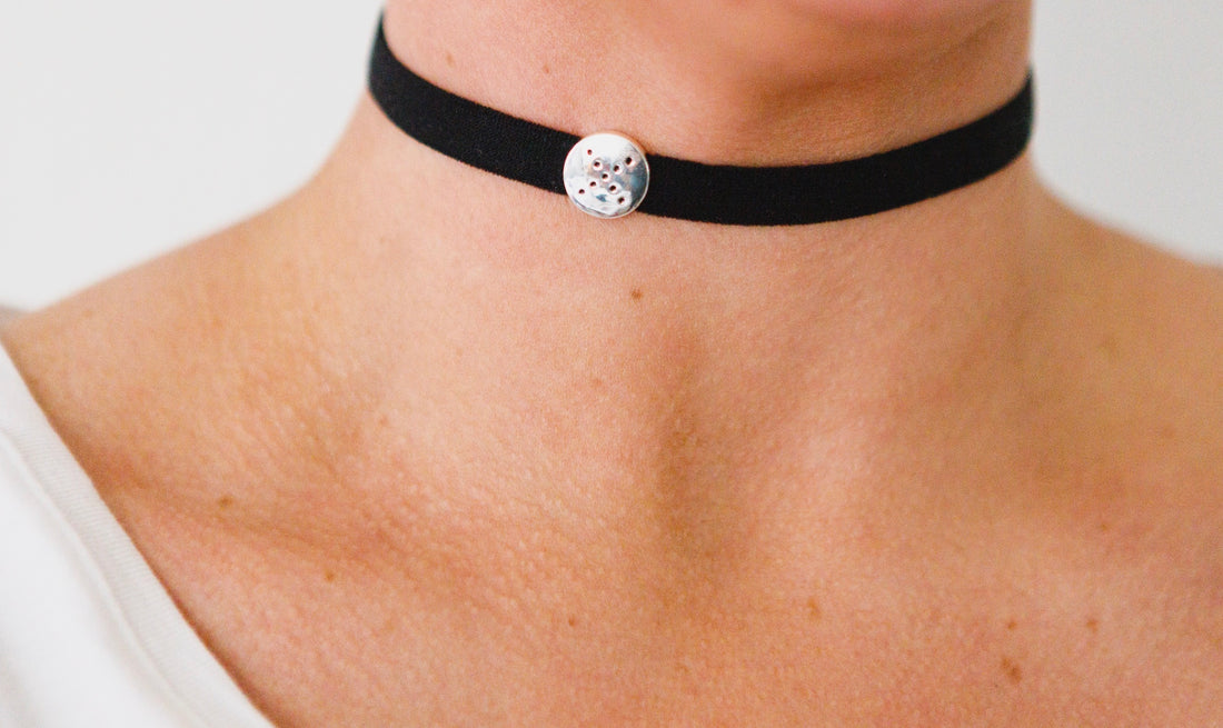 charm-choker-black-silver-on-neck-view
