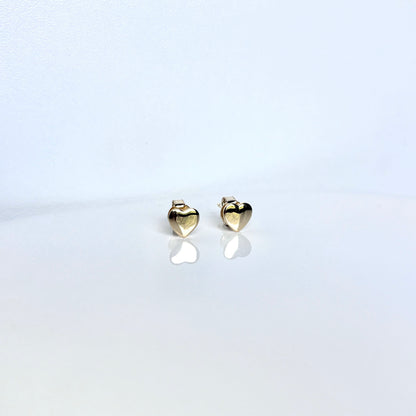 heart stud earrings_gold_frontview_6mm